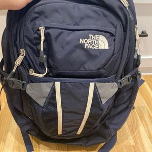 Perfect condition North Face book bag. Barely used.